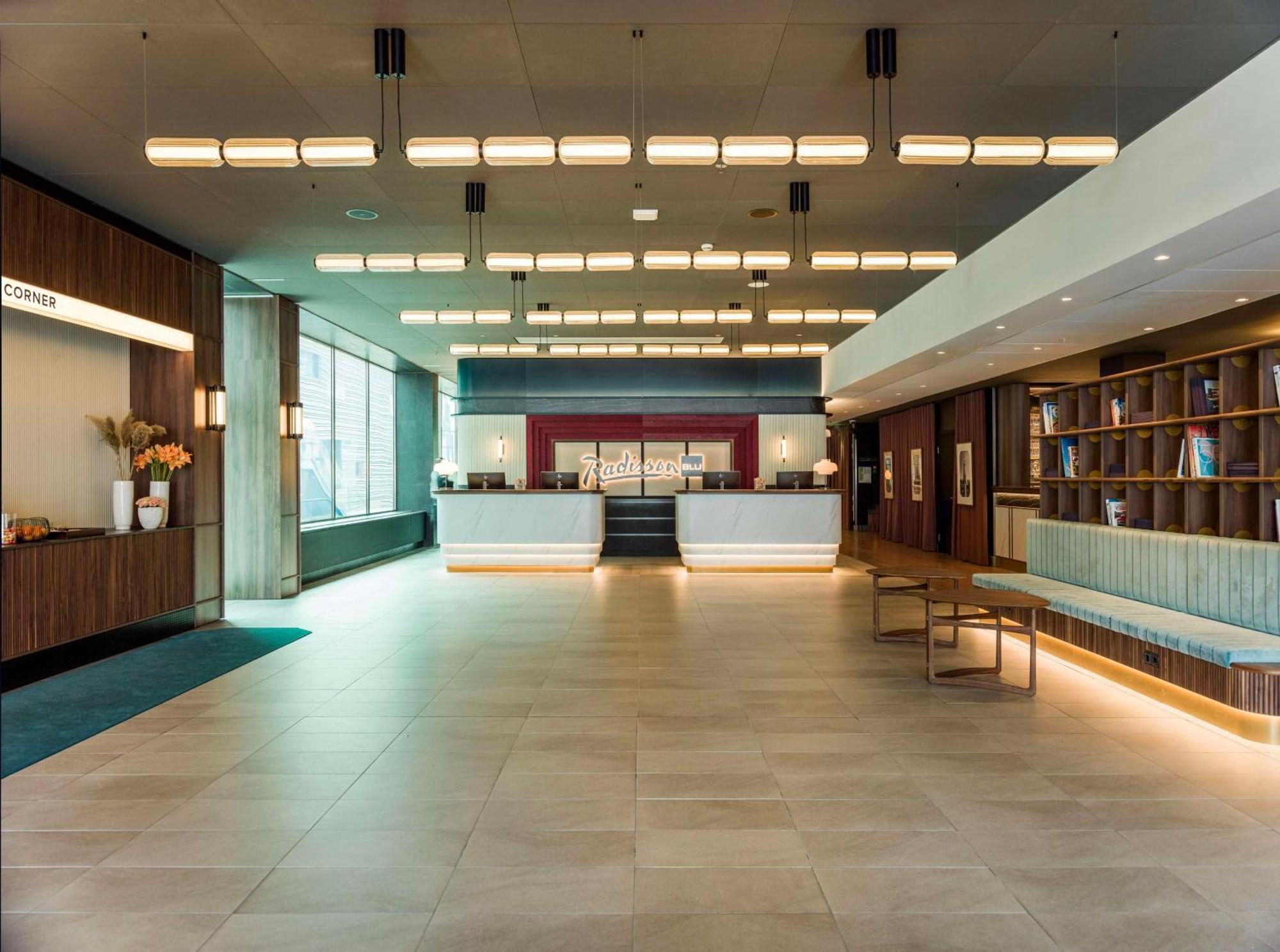 Radisson Blu Waterfront Hotel,